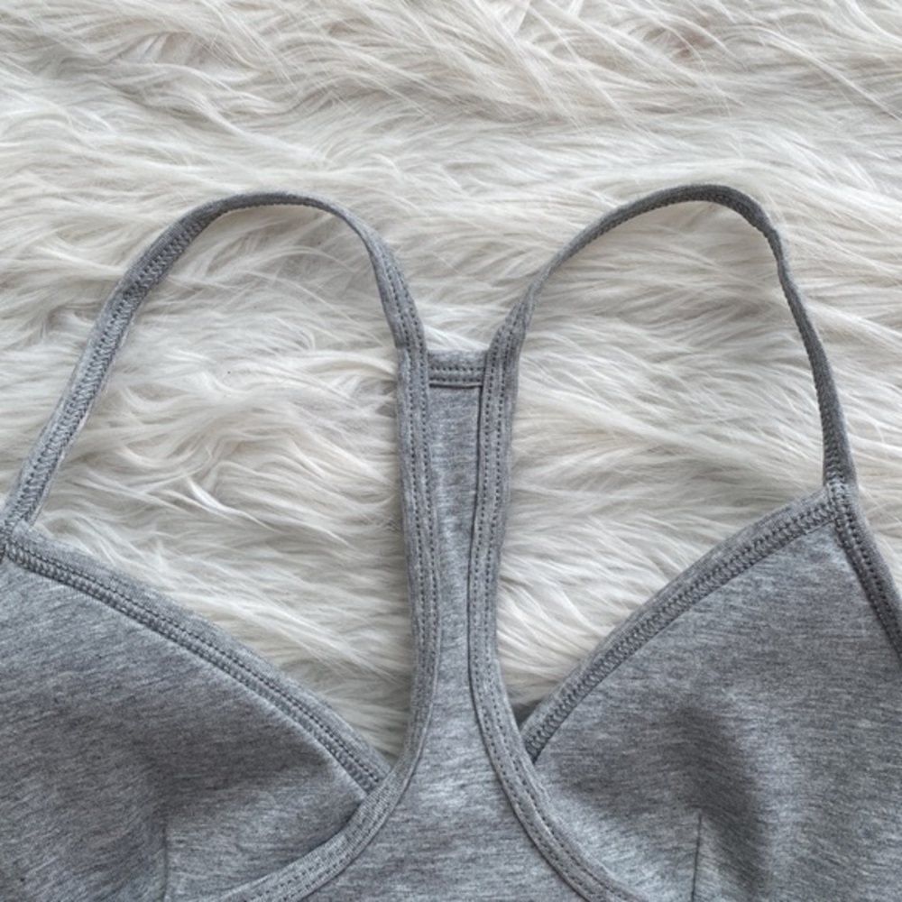 Calvin‎ Klein | V-neck Racerback Bralette - Picture 8 of 11